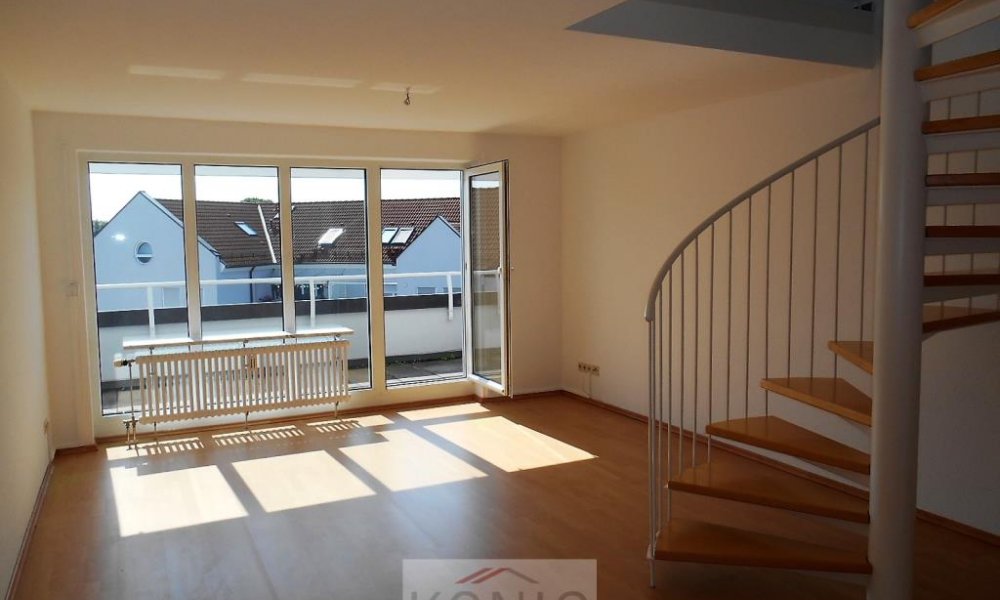 Traumhafte 2,5 Zimmer-Maisonette Wohnung mit 2 Balkonen in Ditzingen! Objekt-Nr. 2634